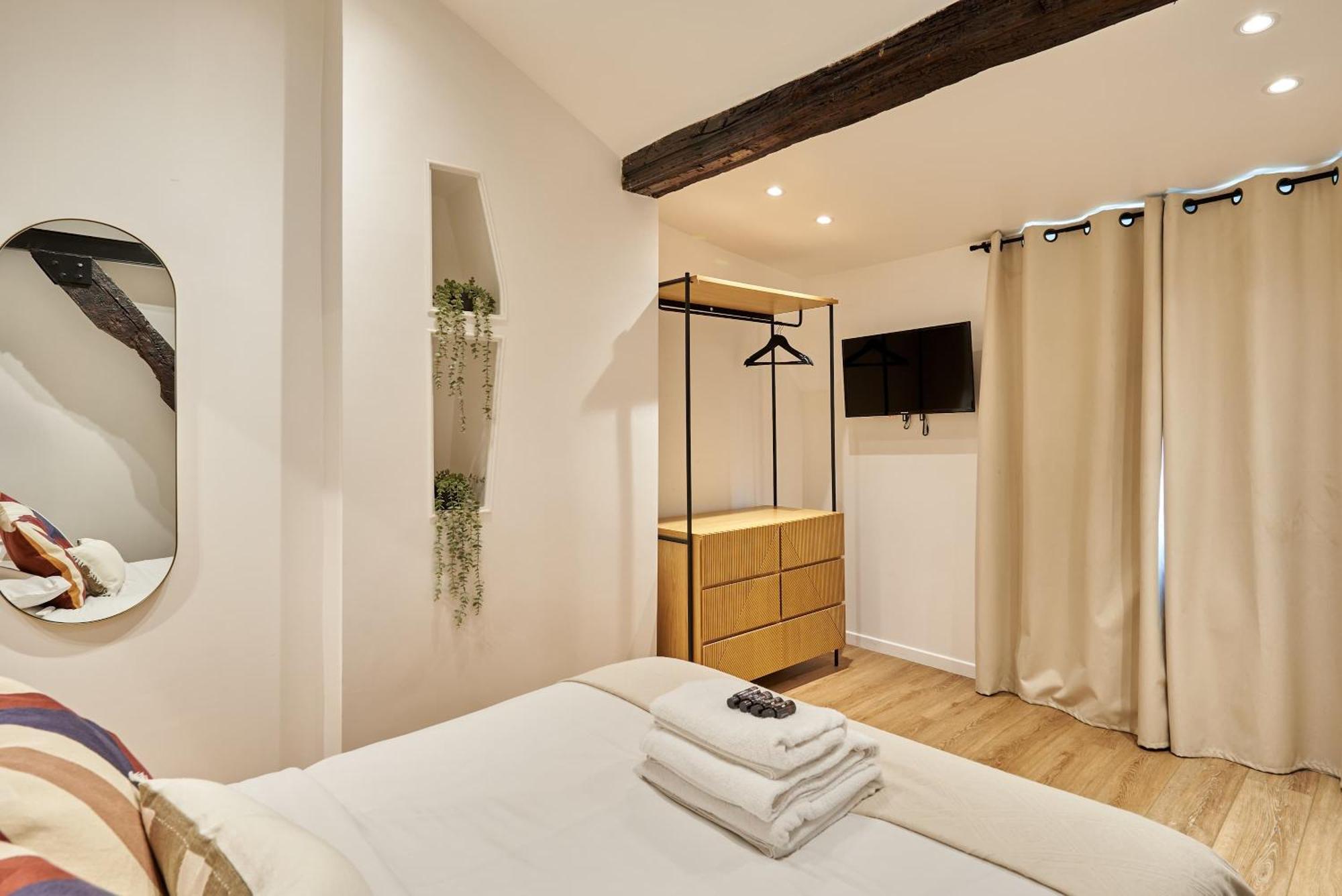 Apartment Le Marais By Studio Prestige Париж Екстериор снимка